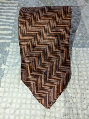 Stefano Ricci 100% silk tie featuring a distinctive orange and dark brown 58"